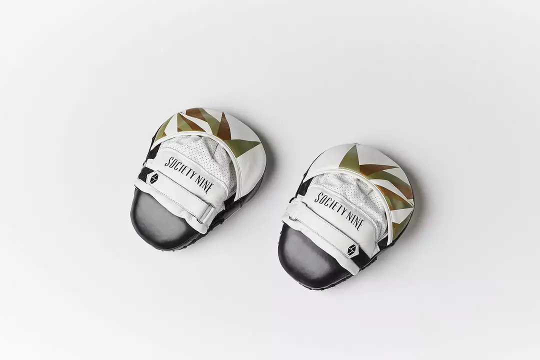 Society Nine Bia Focus Mitts 3 Society Nine Bia Focus Mitts