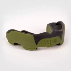 Protective Gear Venum Predator Mouthguard 30 Protective Gear Venum Predator Mouthguard