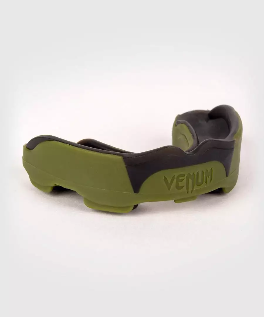Protective Gear Venum Predator Mouthguard 15 Protective Gear Venum Predator Mouthguard