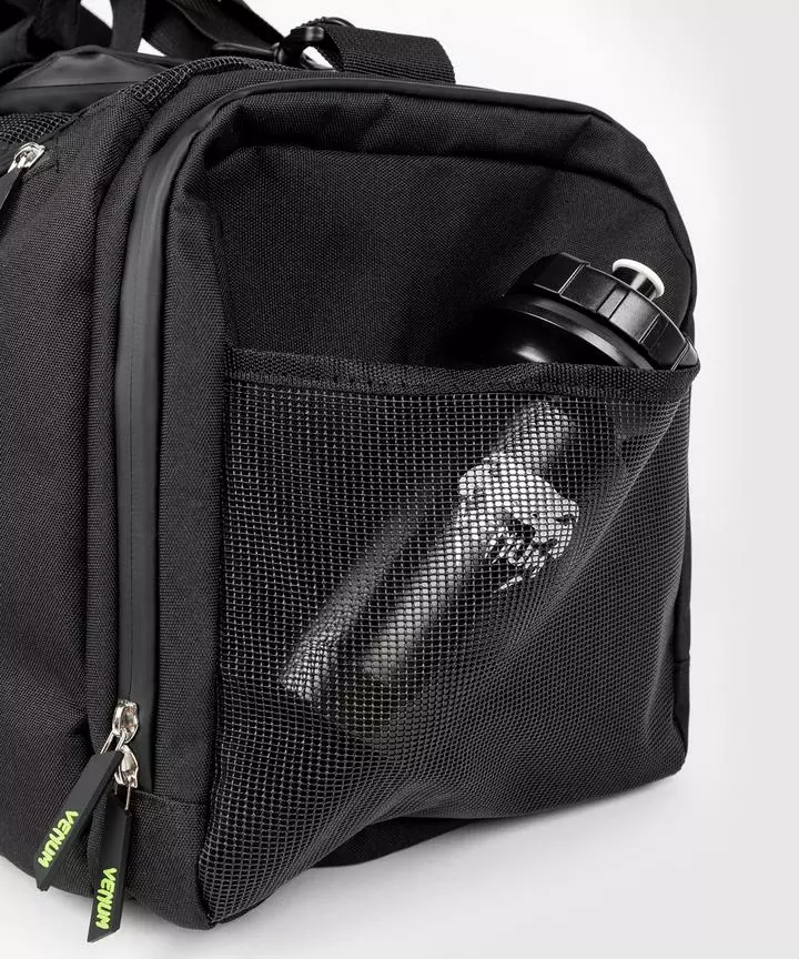 Venum Stripes Sports Bag 8 Venum Stripes Sports Bag