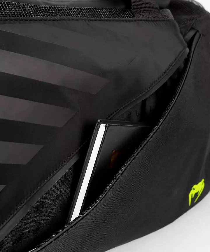 Venum Stripes Sports Bag 11 Venum Stripes Sports Bag