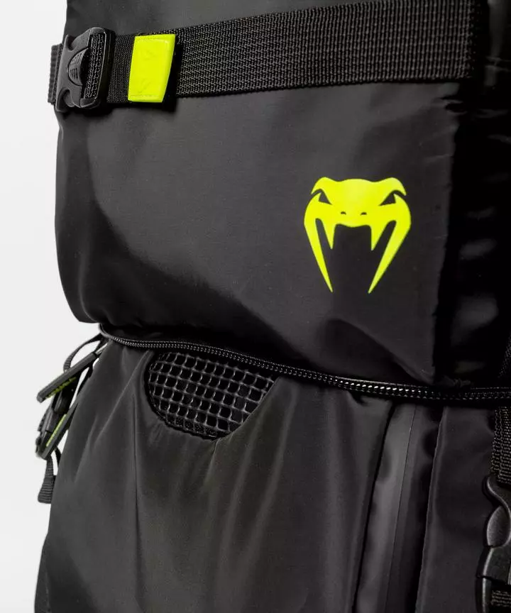 Accessories Venum Stripes Xtrem Evo BackPack 10 Accessories Venum Stripes Xtrem Evo BackPack