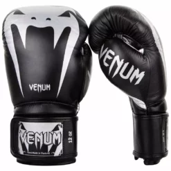 Venum Giant 3.0 Boxing Gloves 13 Venum Giant 3.0 Boxing Gloves