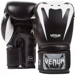 Venum Giant 3.0 Boxing Gloves 9 Venum Giant 3.0 Boxing Gloves
